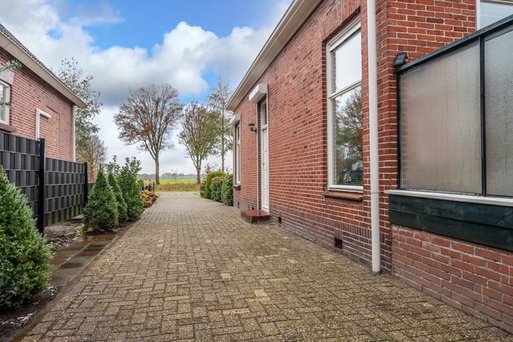 Photo 10 of Veelerveensterweg 52