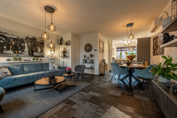 Foto 2 van Rozenhout 6