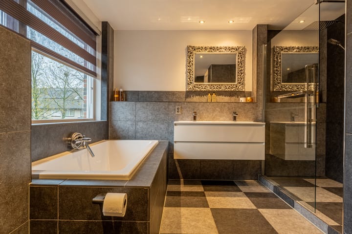 Foto 5 van Rozenhout 6