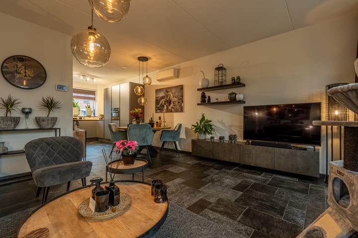 Foto 19 van Rozenhout 6