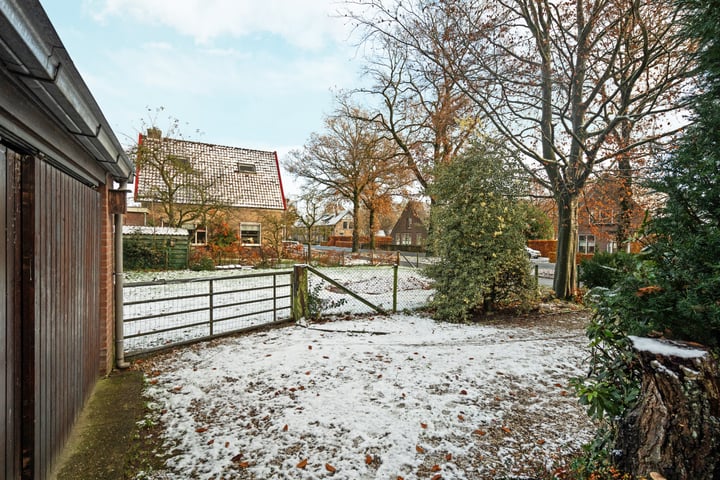 View photo 49 of Hoofdweg 185