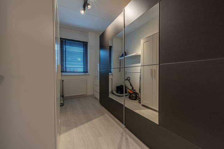 Foto 45 van Rozenhout 6