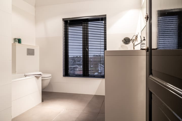 Foto 33 van Dillenburgstraat 83