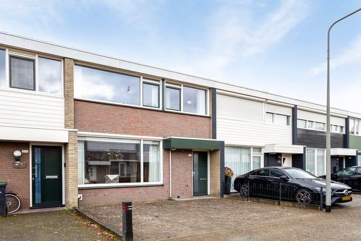 Foto 41 van Wagenaarstraat 203