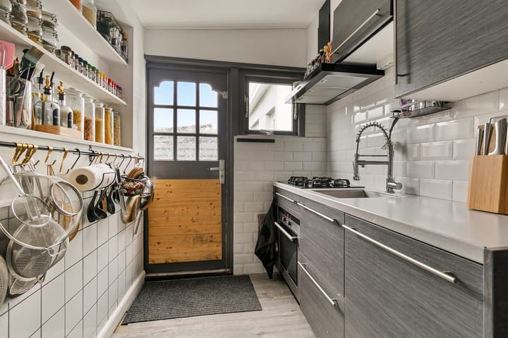 Foto 10 van van Galenstraat 2