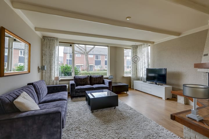 Foto 2 van van Ruisdaelstraat 23