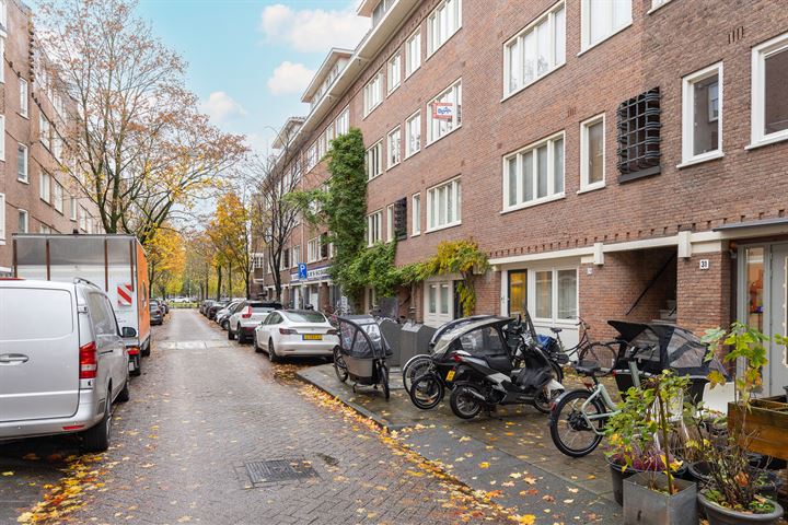 Bekijk foto 1 van Cornelis Trooststraat 27-2