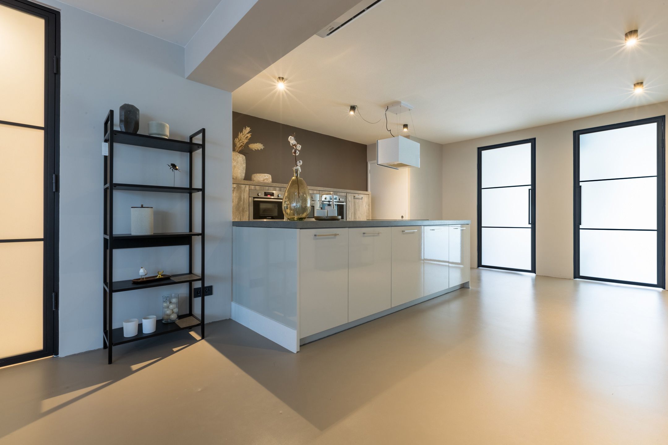 Foto 3 van Kennemerstraatweg 111