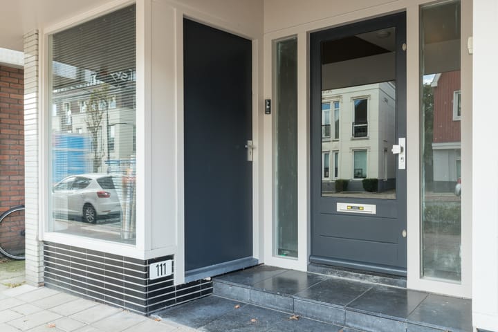 Foto 9 van Kennemerstraatweg 111