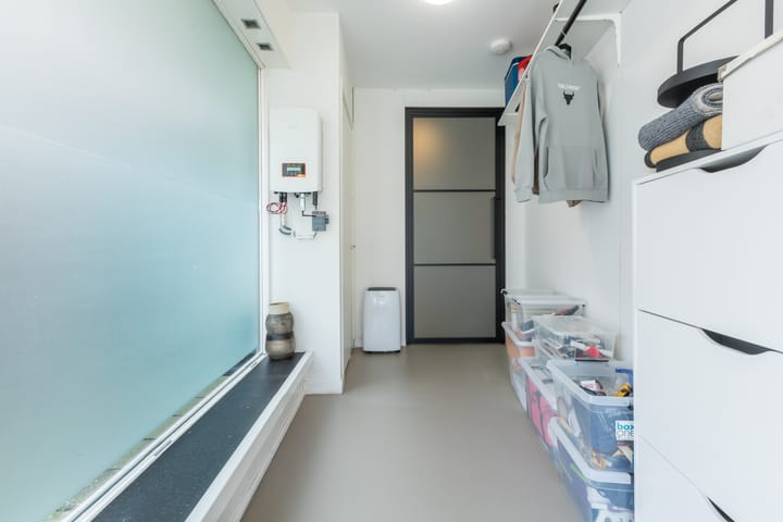 Foto 13 van Kennemerstraatweg 111