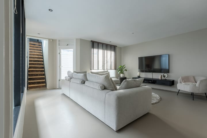 Foto 17 van Kennemerstraatweg 111