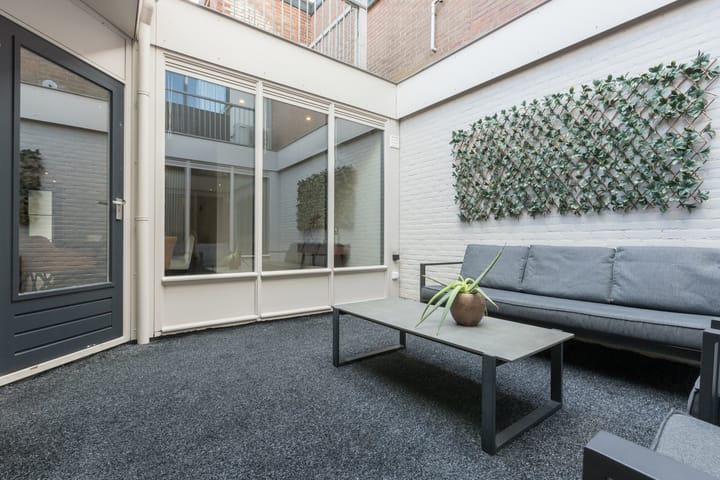 Foto 21 van Kennemerstraatweg 111