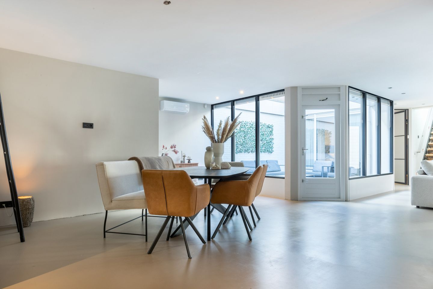 Foto 25 van Kennemerstraatweg 111