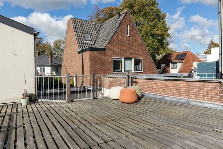 Foto 49 van Kennemerstraatweg 111