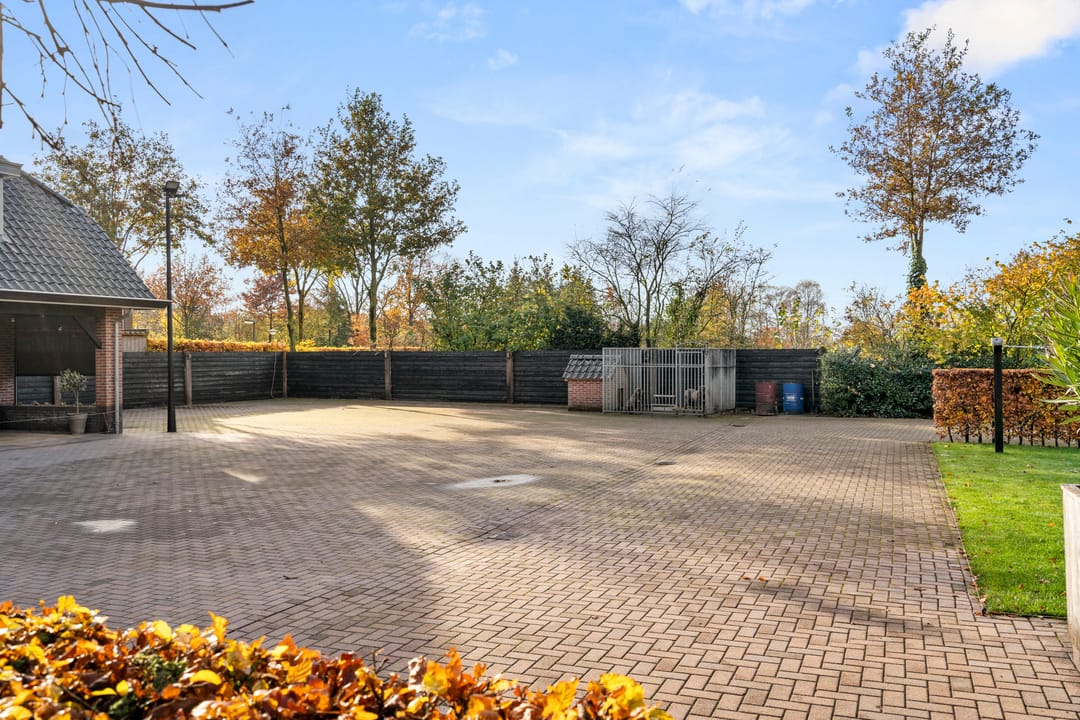 Photo 37 of Harderwijkerweg 15