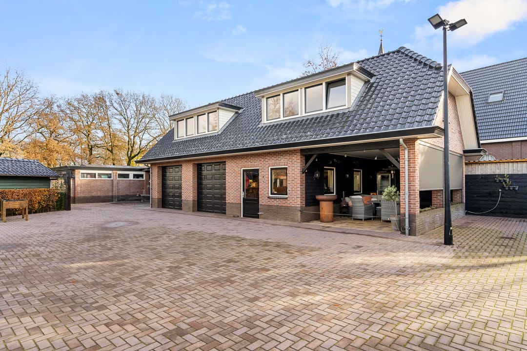 Photo 43 of Harderwijkerweg 15