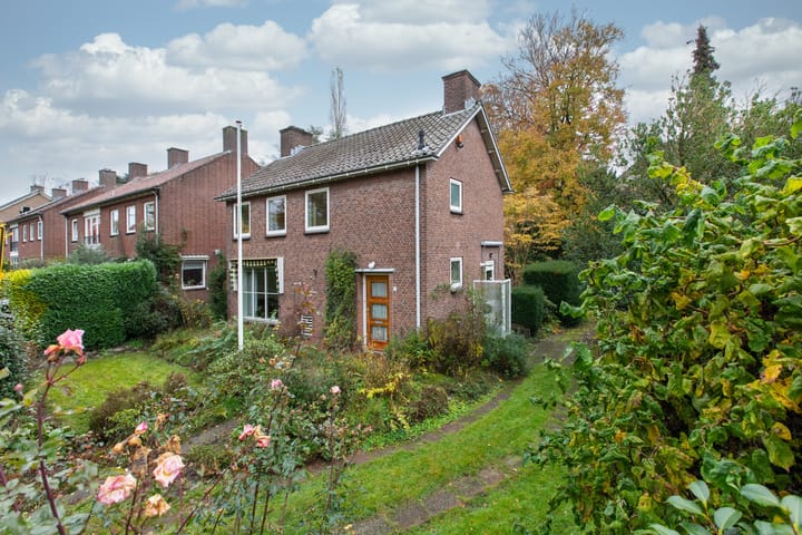 Foto 5 van Van Remagenlaan 17