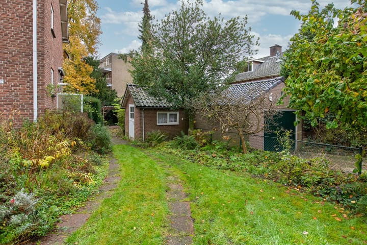 Foto 32 van Van Remagenlaan 17