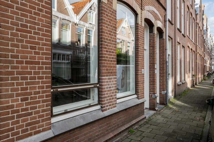 Bekijk foto 25 van Spoorstraat 69