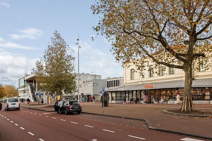 Bekijk foto 31 van Spoorstraat 69