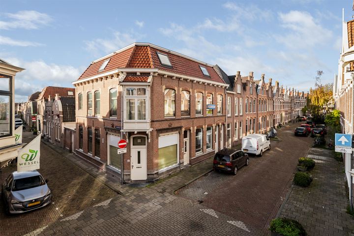 Bekijk foto 32 van Spoorstraat 69