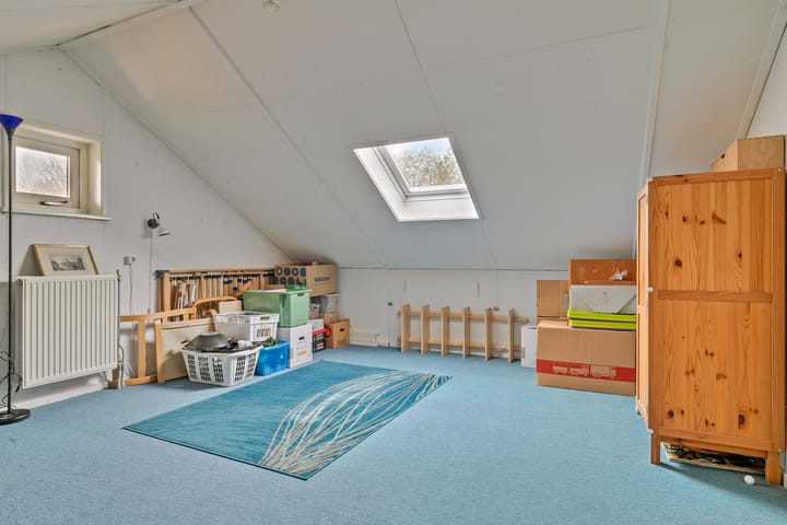 Foto 42 van Maandenweg 18