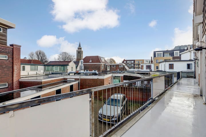 Foto 12 van Oegstgeesterweg 9-A