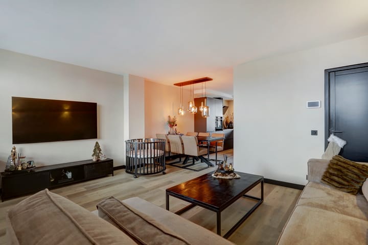 Foto 18 van Oegstgeesterweg 9-A