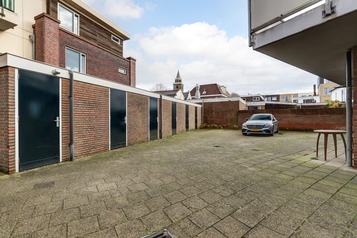 Foto 37 van Oegstgeesterweg 9-A