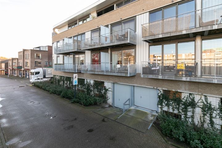 View photo 33 of Neringstraat-Oost 23-E