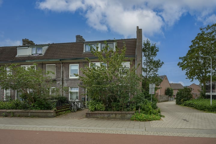 View photo 1 of Tollensstraat 147-B