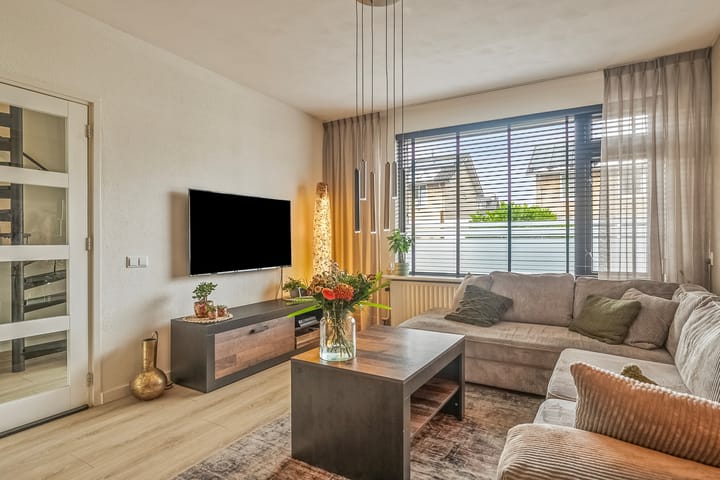 Foto 2 van Johan de Wittstraat 2