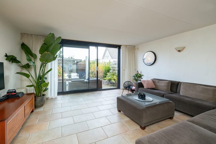 Foto 16 van Oudlaan 235