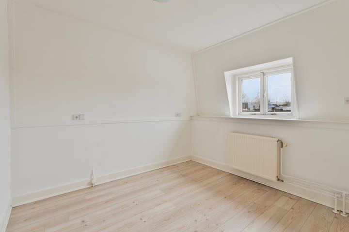 Foto 24 van Laarstraat 5