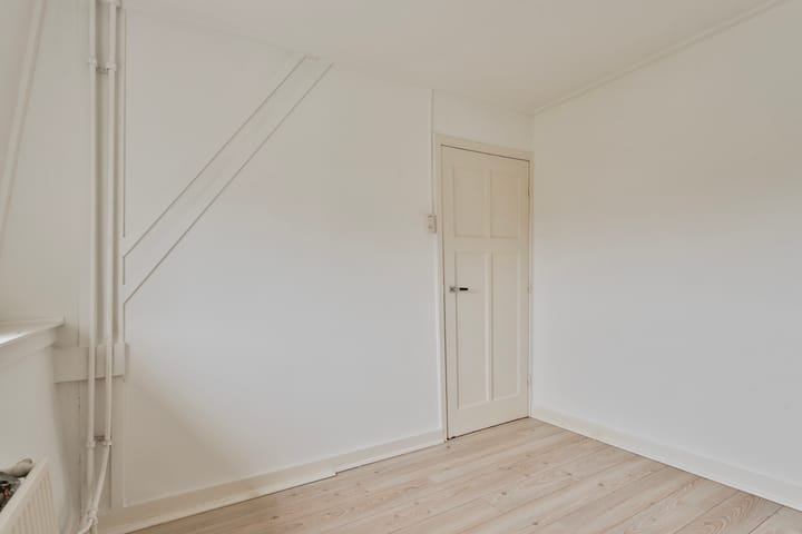 Foto 25 van Laarstraat 5