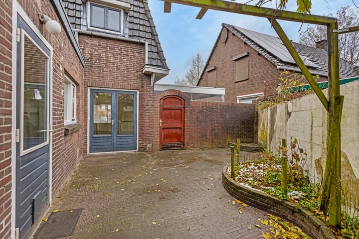 Foto 29 van Laarstraat 5