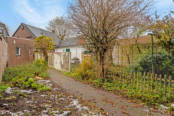 Foto 36 van Laarstraat 5