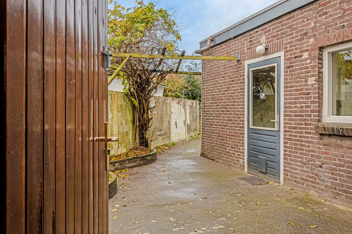 Foto 39 van Laarstraat 5