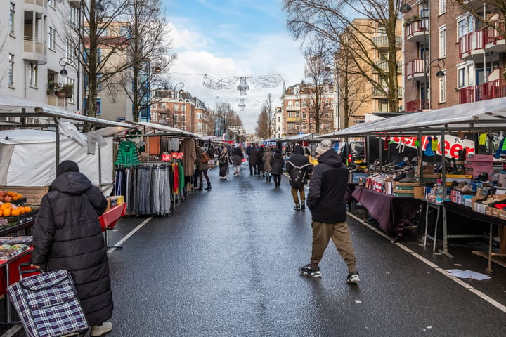 View photo 17 of Von Zesenstraat 247