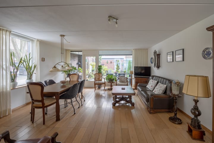 Foto 11 van Mgr. Verrietstraat 17