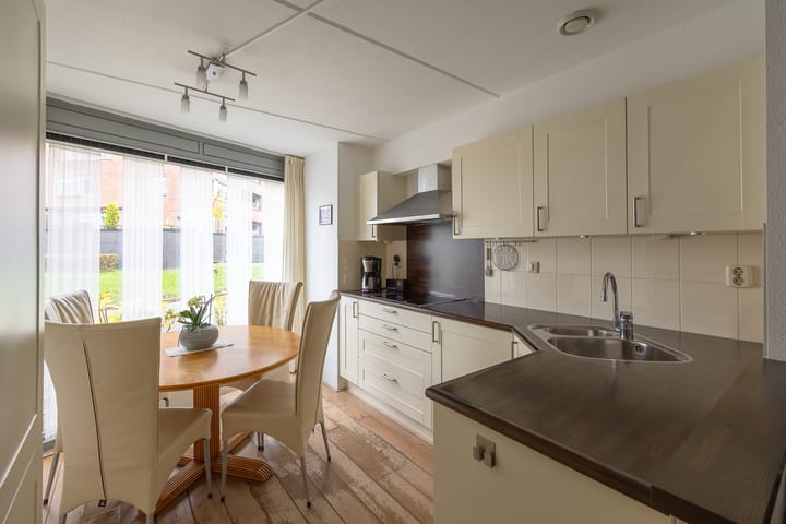 Foto 15 van Mgr. Verrietstraat 17