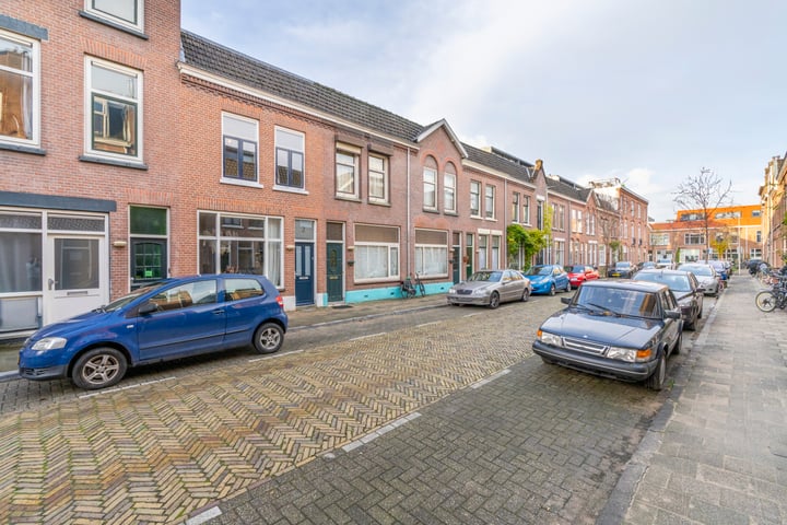 Bekijk foto 2 van Van Limburg Brouwerstraat 2