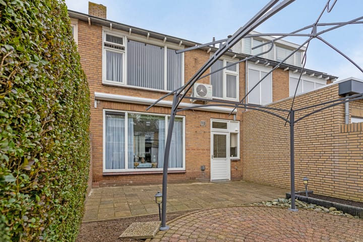 Foto 17 van De Huterstraat 18