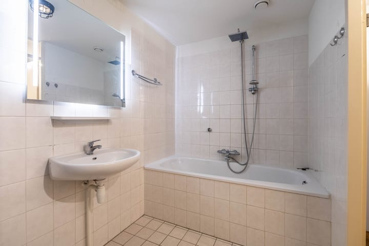 Foto 16 van Jan van Duivenvoordestraat 193