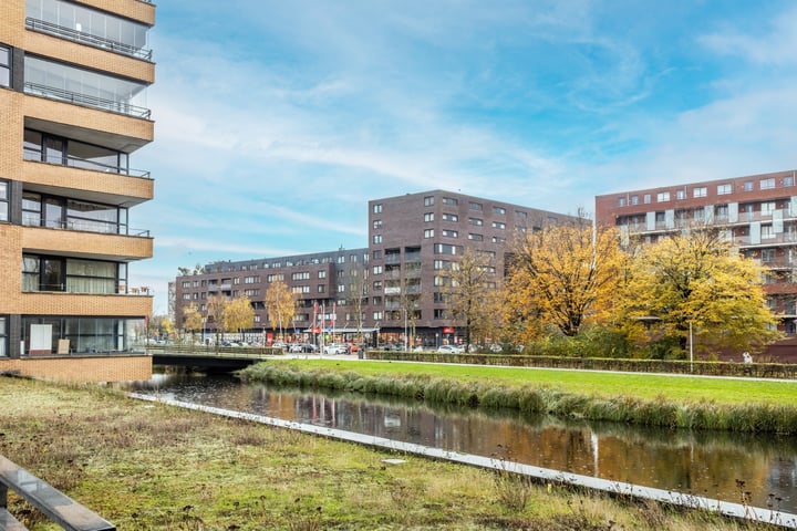 Bekijk foto 21 van Jan van Duivenvoordestraat 193