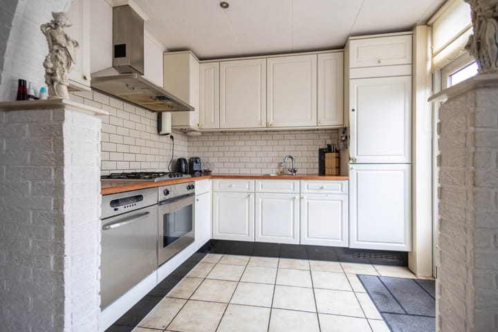 Foto 3 van Schorpioen 16