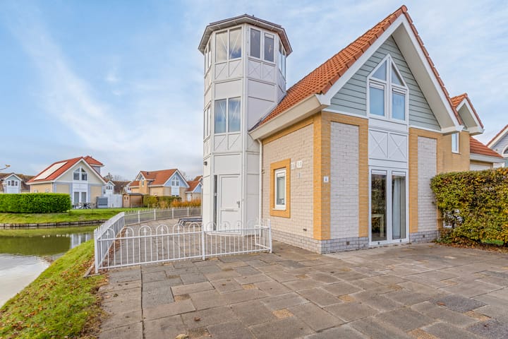 Twee-onder-één-kap te koop: Noordzee Boulevard 2, Kamperland