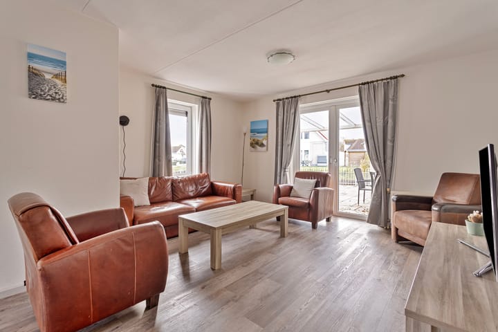 Twee-onder-één-kap te koop: Noordzee Boulevard 2, Kamperland