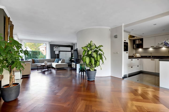 Foto 18 van Röntgenstraat 29