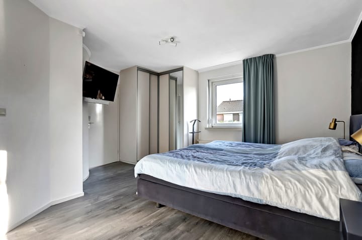 Foto 27 van Röntgenstraat 29